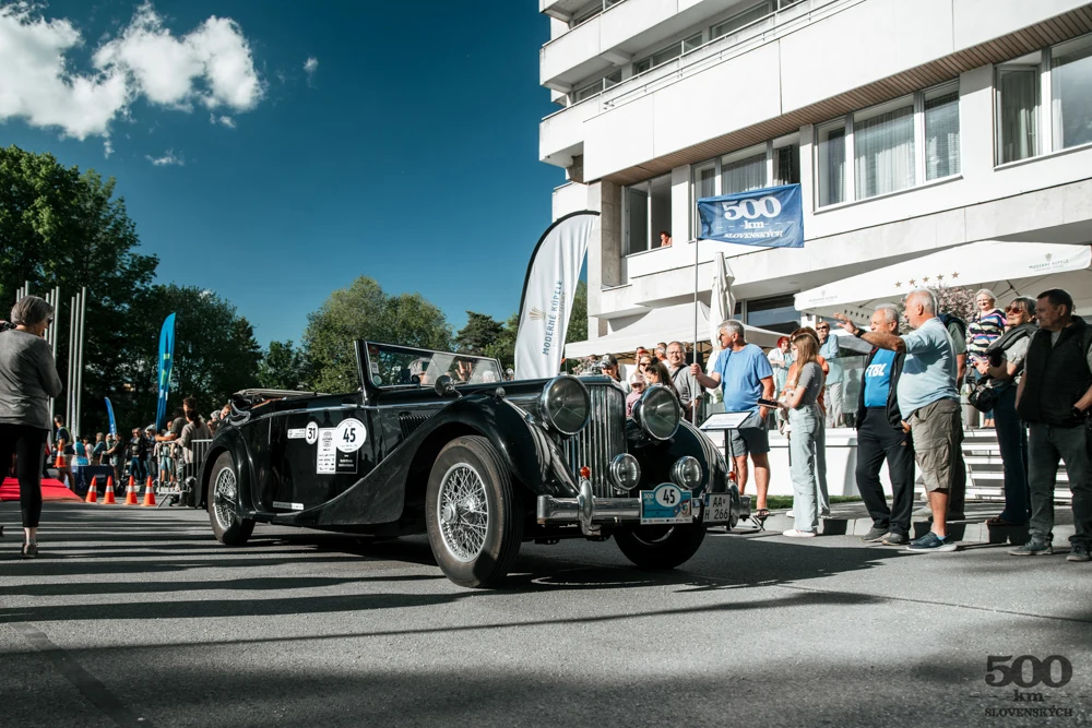 Prim na trati: účast na legendárním závodě 500km SLOVENSKÝCH